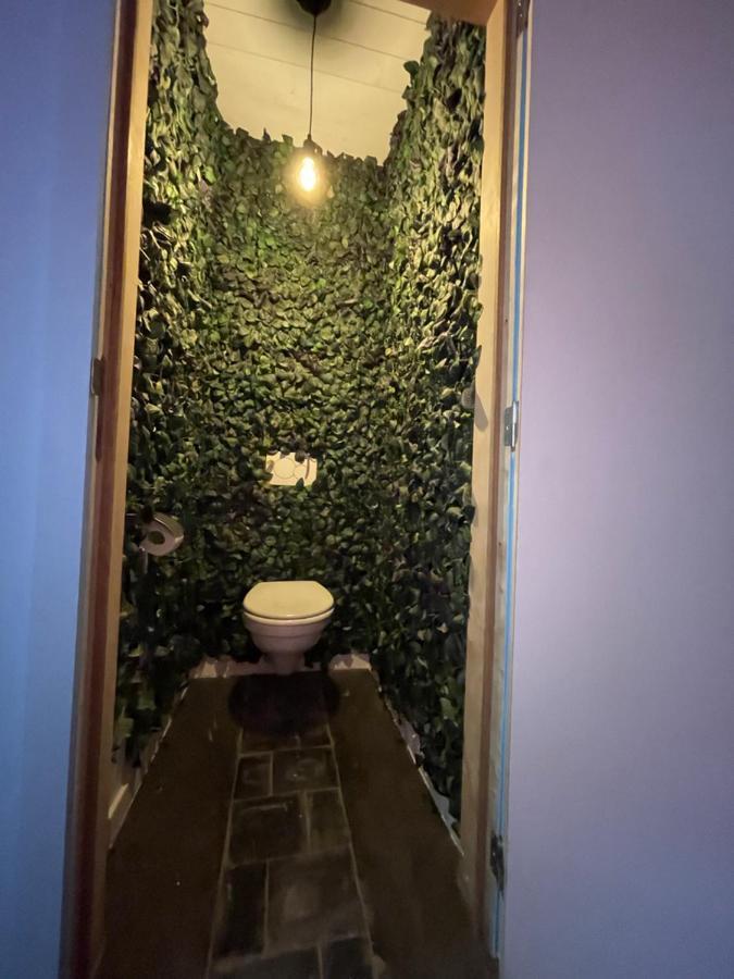 Plantkot -Boekenkot -Kunstkot En Love Kot Poelkapelle Экстерьер фото